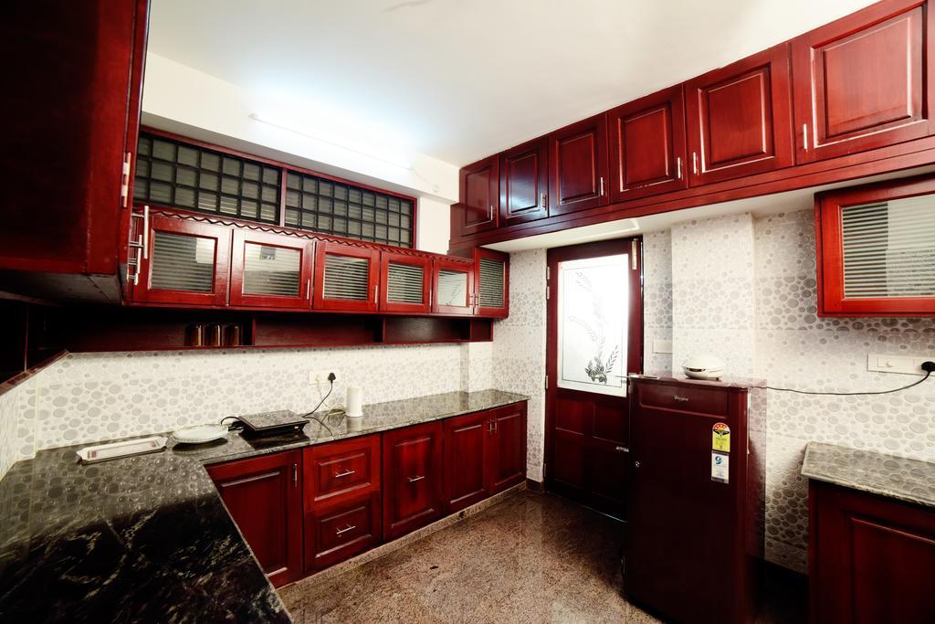 Beersheba Three Bed Room A/C Apartments Thiruvananthapuram ภายนอก รูปภาพ