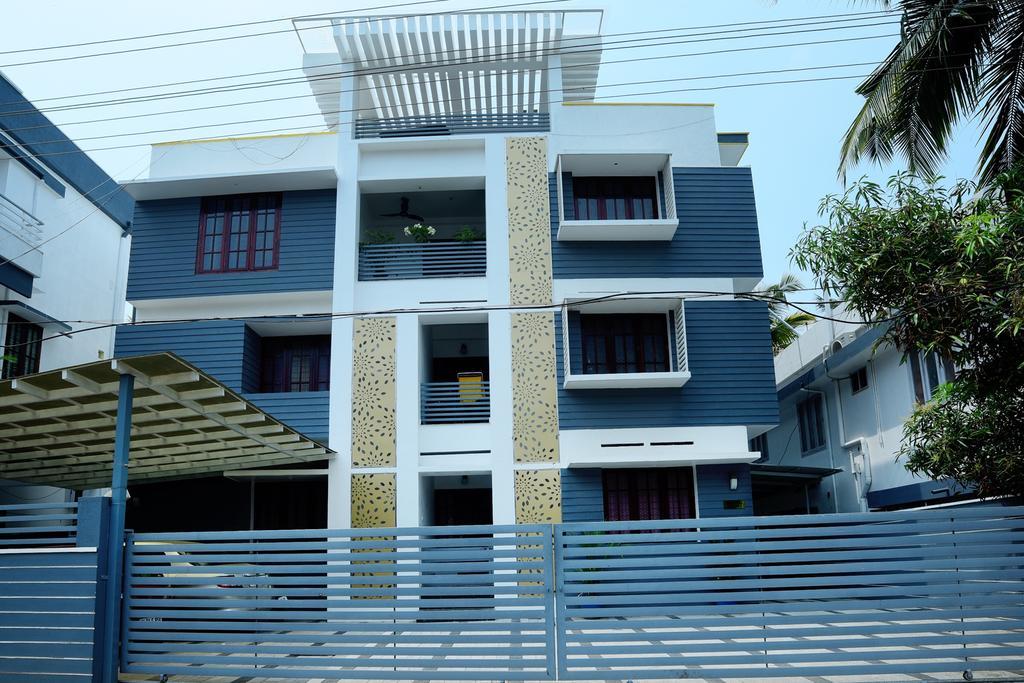 Beersheba Three Bed Room A/C Apartments Thiruvananthapuram ภายนอก รูปภาพ