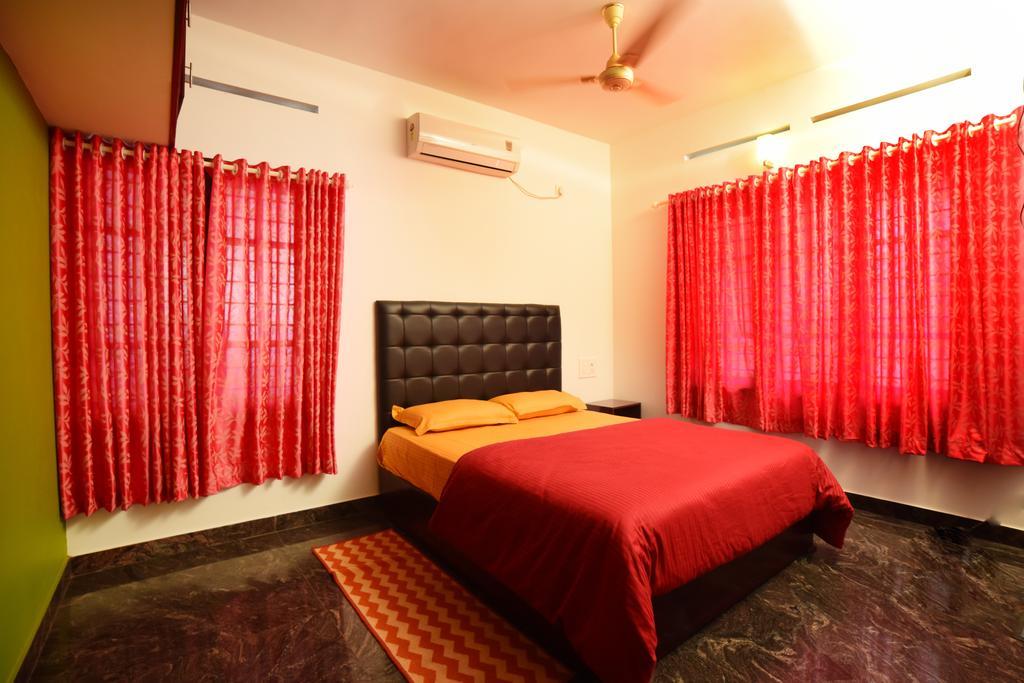 Beersheba Three Bed Room A/C Apartments Thiruvananthapuram ภายนอก รูปภาพ