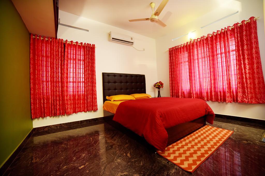 Beersheba Three Bed Room A/C Apartments Thiruvananthapuram ภายนอก รูปภาพ
