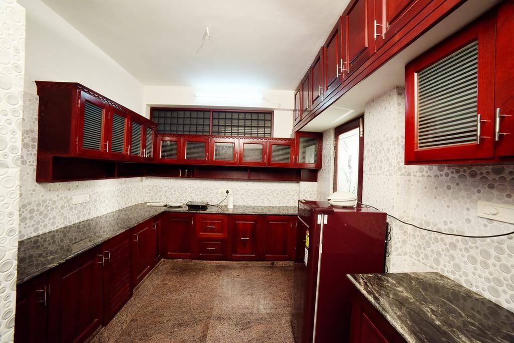 Beersheba Three Bed Room A/C Apartments Thiruvananthapuram ภายนอก รูปภาพ