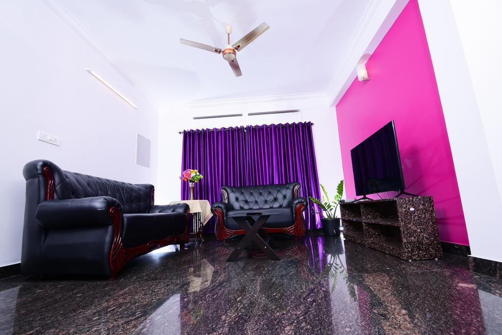 Beersheba Three Bed Room A/C Apartments Thiruvananthapuram ภายนอก รูปภาพ