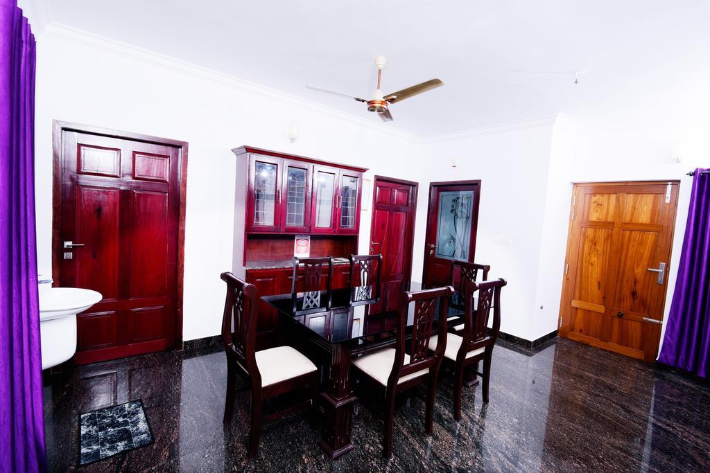 Beersheba Three Bed Room A/C Apartments Thiruvananthapuram ภายนอก รูปภาพ