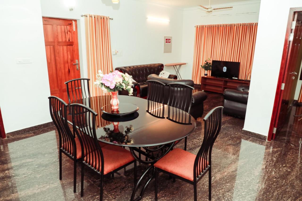 Beersheba Three Bed Room A/C Apartments Thiruvananthapuram ภายนอก รูปภาพ
