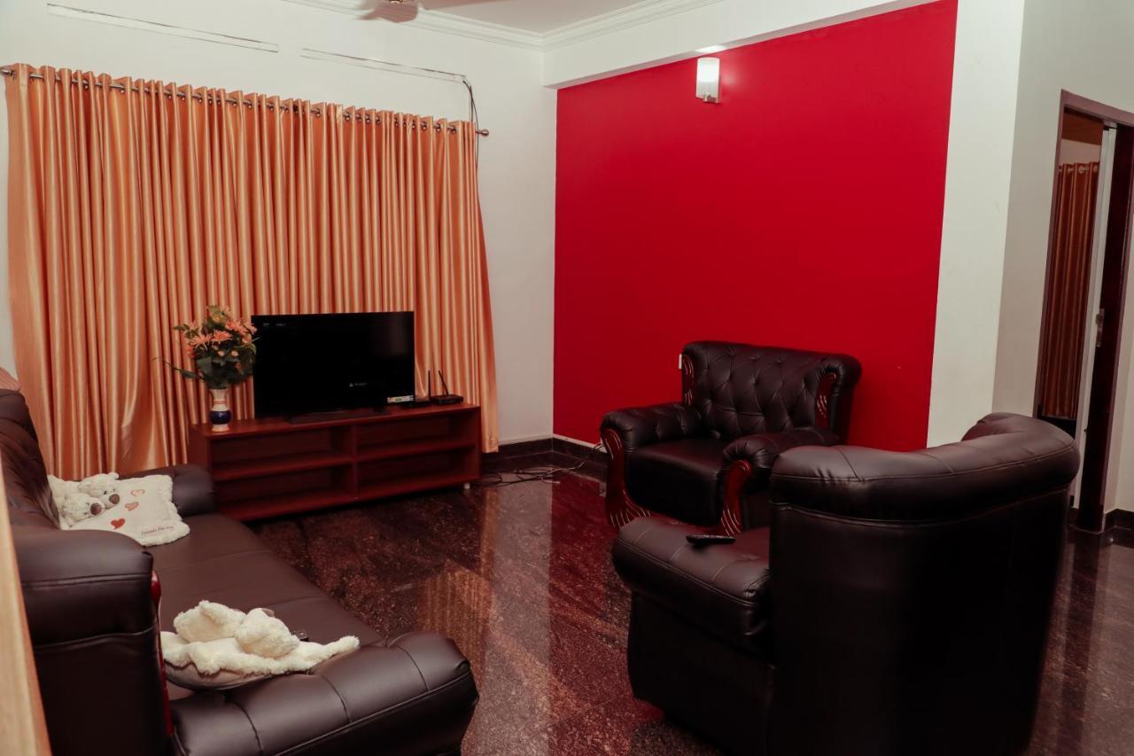 Beersheba Three Bed Room A/C Apartments Thiruvananthapuram ภายนอก รูปภาพ