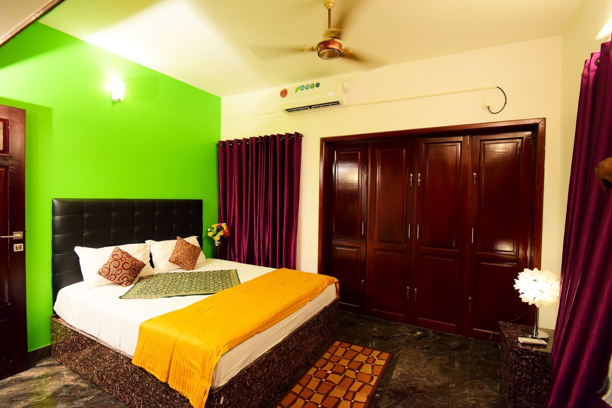 Beersheba Three Bed Room A/C Apartments Thiruvananthapuram ภายนอก รูปภาพ